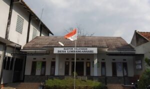 AddText_07-18-07.40.19