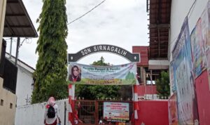 AddText_08-20-02.46.56