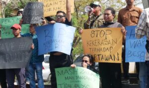 AddText_08-22-12.47.20