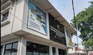 AddText_08-27-06.45.51