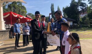 AddText_10-01-11.19.37