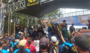 AddText_12-14-03.52.53